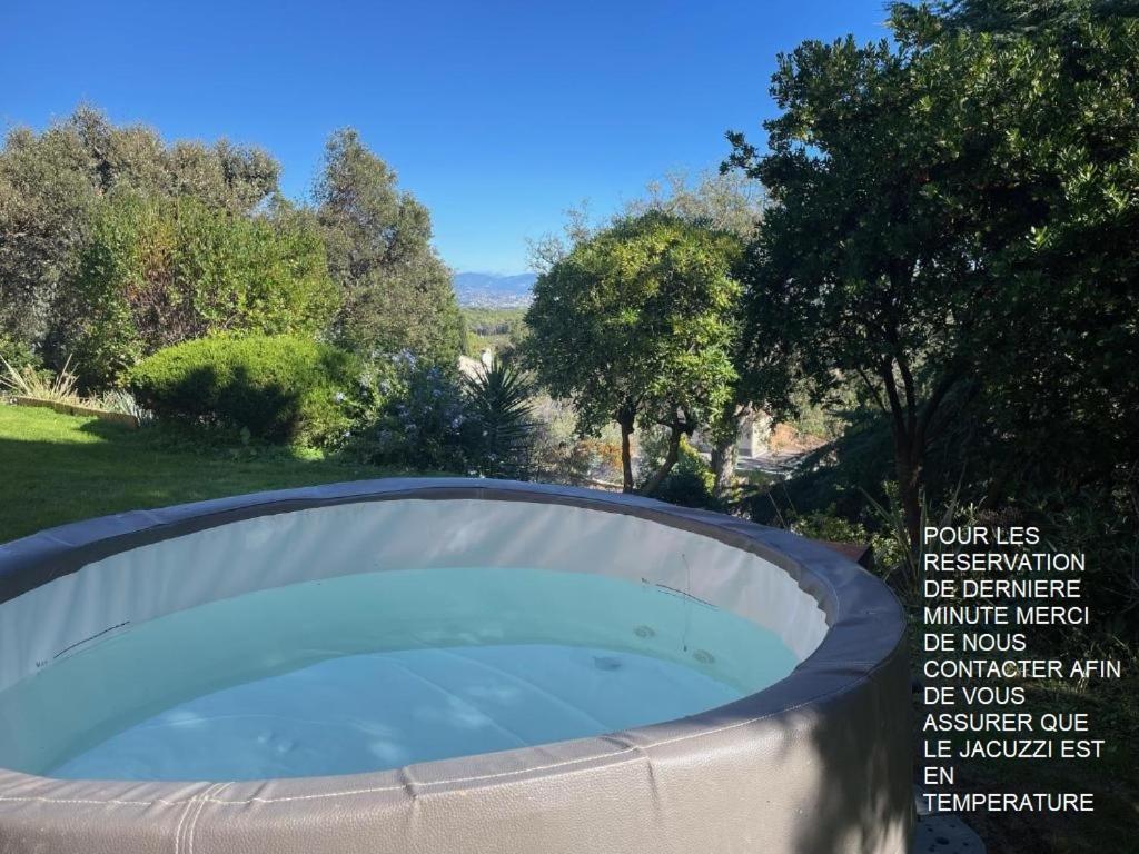 Domaine Des Tuilieres Avec Jacuzzi Apartment Валорис Екстериор снимка